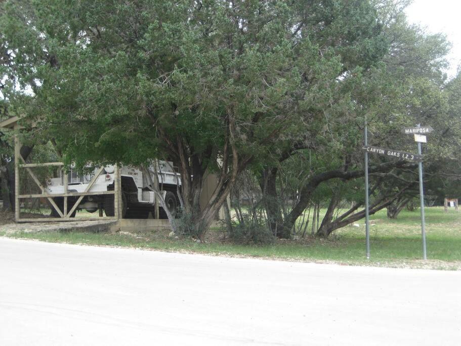 Laurel Canyon - Frio River Haven Villa Concan Exterior photo