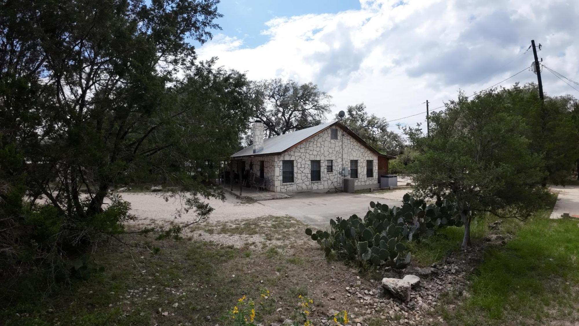 Laurel Canyon - Frio River Haven Villa Concan Exterior photo